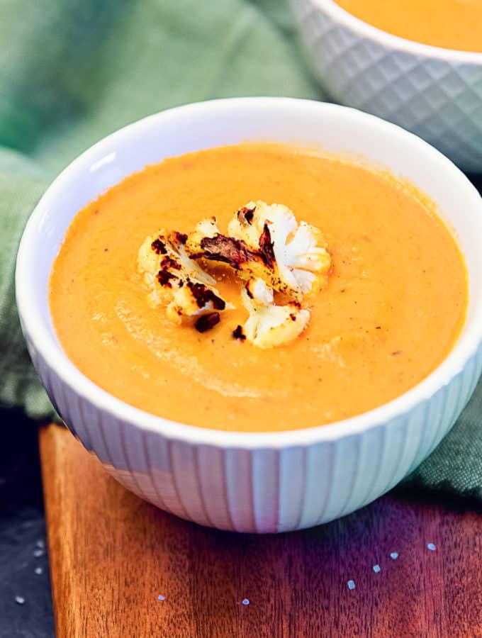 rustic spicy cauliflower soup, cauliflower, soup, recipe, vegan, vegetarian, whole food plant based, wfpb, gluten free, oil free, refined sugar free, no oil, no refined sugar, no dairy, dinner, lunch, appetizer, dinner party, entertaining, simple, healthy