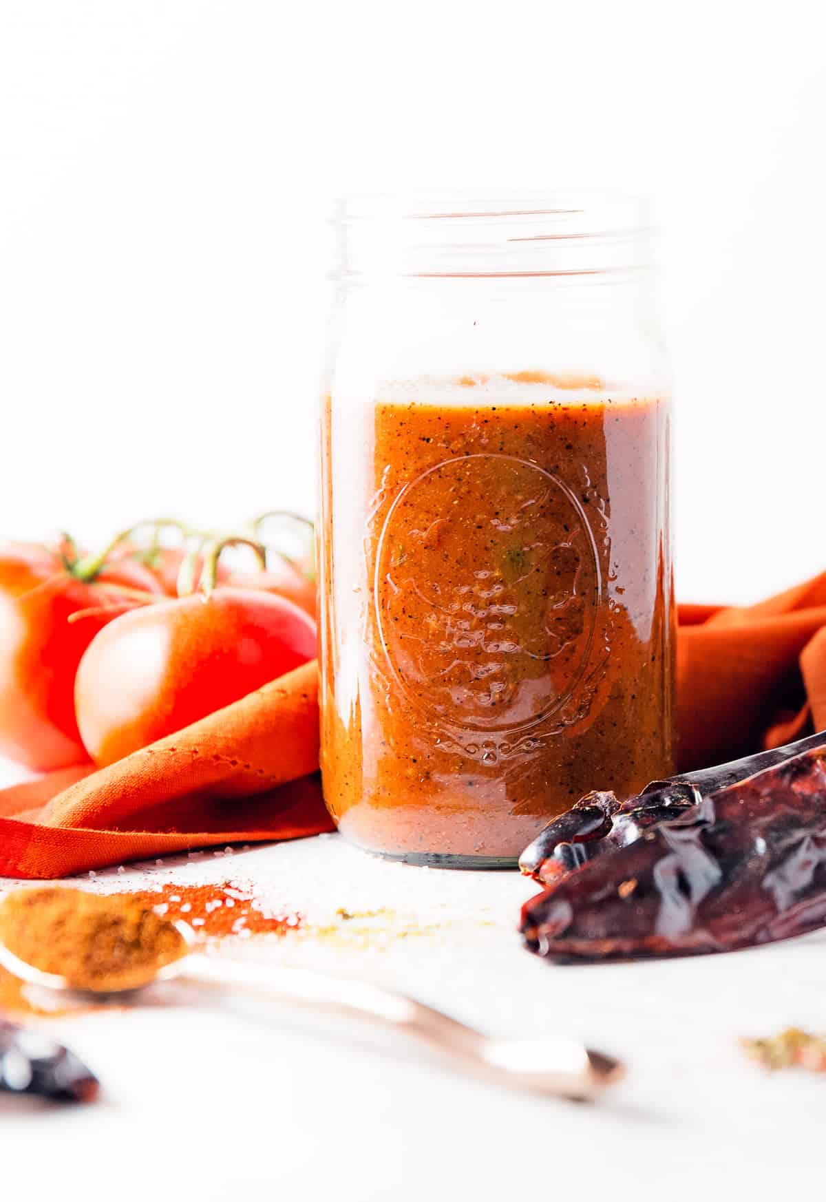 enchilada sauce, enchilada, enchiladas, sauce, tortillas, recipe, enchilada sauce recipe, sauce recipe, vegan, vegan recipe, whole food plant based recipe, whole food plant based, vegetarian, vegetarian recipe, gluten free, gluten free recipe, vegan dinner, vegan meals, vegetarian dinner, vegetarian meal, whole food plant based dinner, whole food plant based meal, gluten free dinner, gluten free meal, healthy, oil free, no oil, chili, chili powder, cumin, paprika, spices, tomato, quick dinner, fast dinner, entertaining, wfpb, dairy free, no dairy, traditional, Mexican, classic, delicious, the best, winter, fall, spring, summer, fast, easy, quick, simple, 30 minutes,