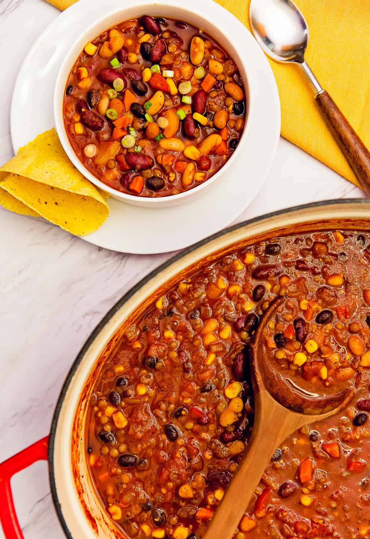 five bean chili, bean chili, chili, recipe, vegan, vegetarian, whole food plant based, wfpb, gluten free, oil free, refined sugar free, no oil, no refined sugar, no dairy, dinner, lunch, dinner party, entertaining, simple, healthy