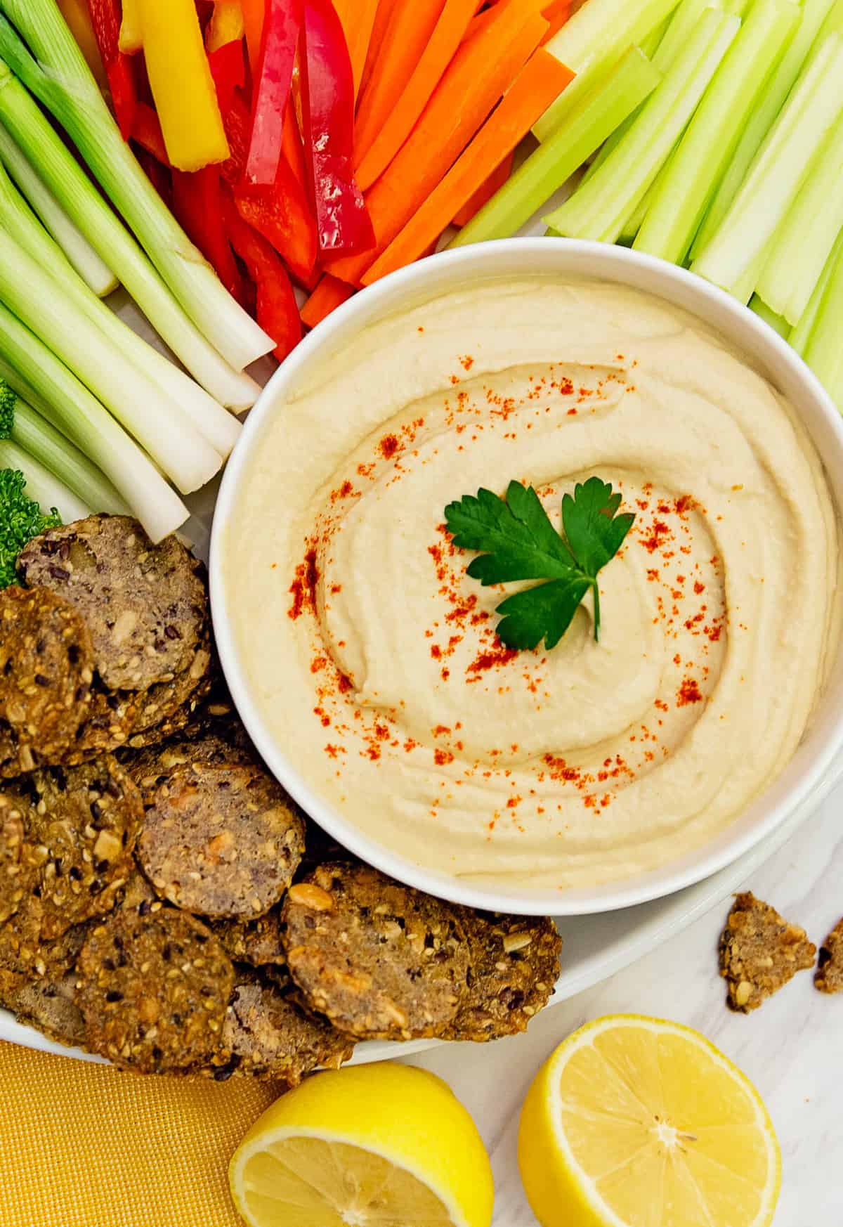 the best hummus, hummus, recipe, vegan, vegetarian, whole food plant based, wfpb, gluten free, oil free, refined sugar free, no oil, no refined sugar, no dairy, dinner, lunch, side, appetizer, dinner party, entertaining, simple, healthy