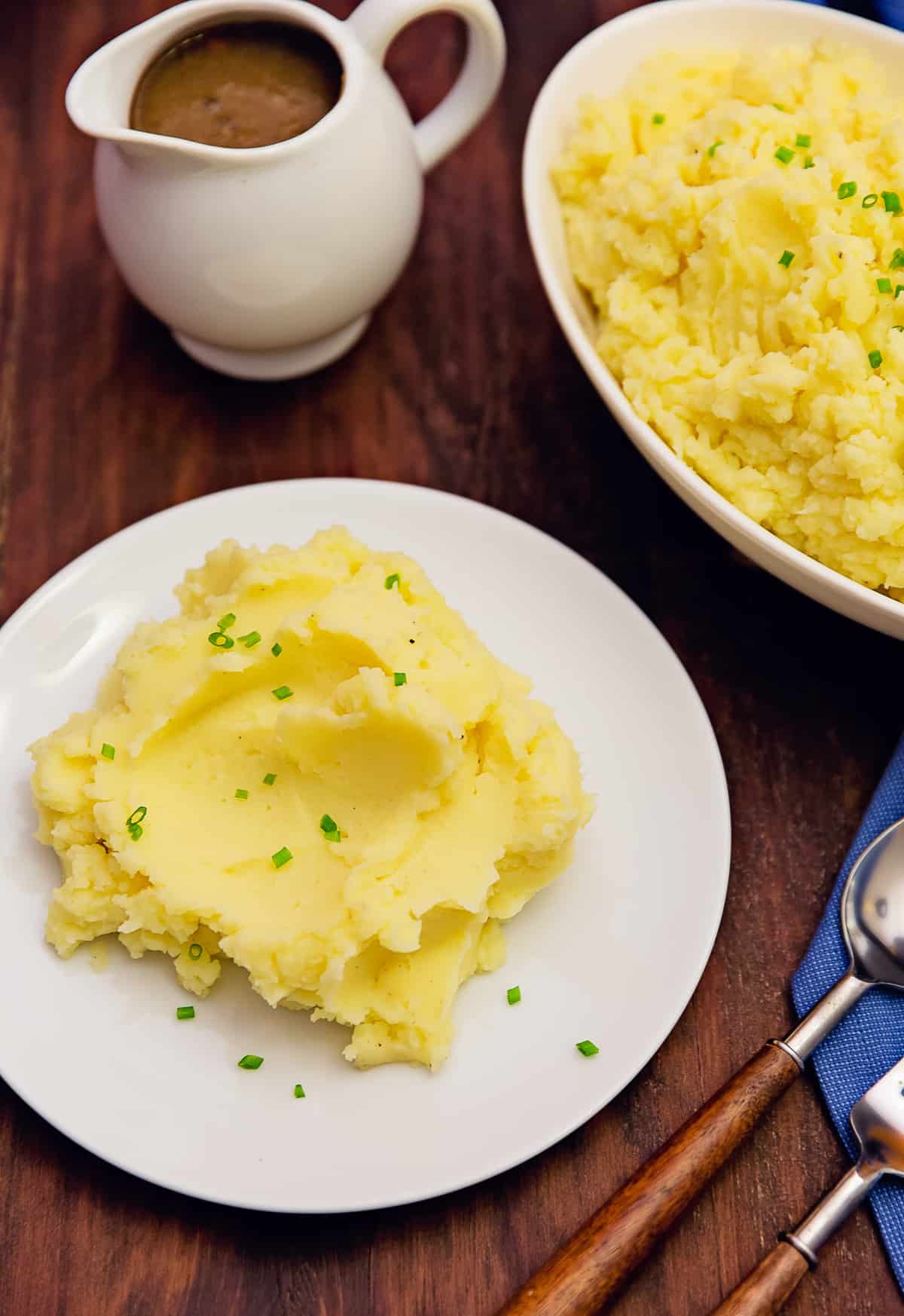 simple mashed potatoes, mashed potatoes, recipe, vegan, vegetarian, whole food plant based, wfpb, gluten free, oil free, refined sugar free, no oil, no refined sugar, no dairy, dinner, lunch, side, simple, healthy
