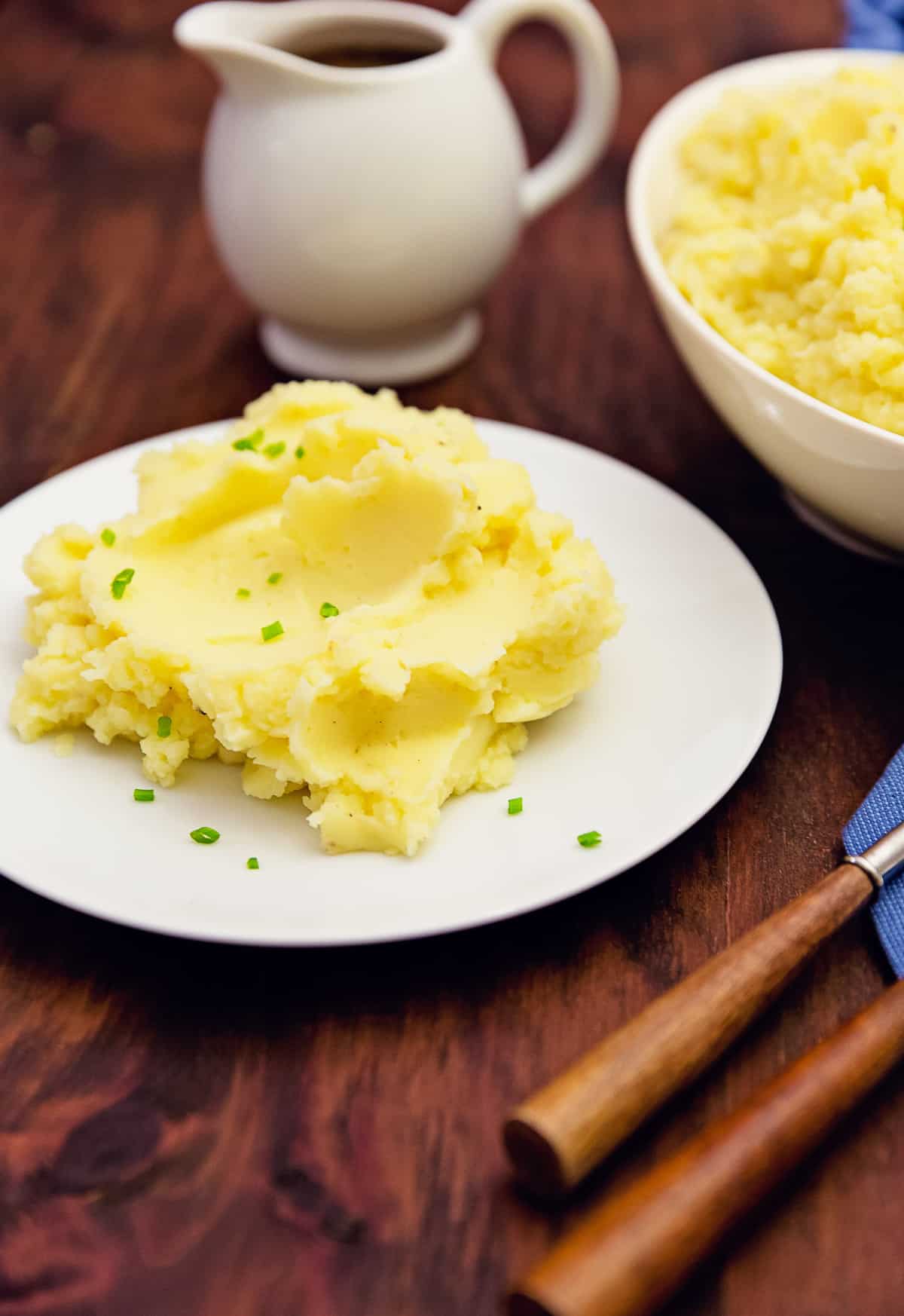 simple mashed potatoes, mashed potatoes, recipe, vegan, vegetarian, whole food plant based, wfpb, gluten free, oil free, refined sugar free, no oil, no refined sugar, no dairy, dinner, lunch, side, simple, healthy