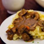 mushroom gravy, gravy, recipe, vegan, vegetarian, whole food plant based, wfpb, gluten free, oil free, refined sugar free, no oil, no refined sugar, dinner, lunch, side, simple, healthy