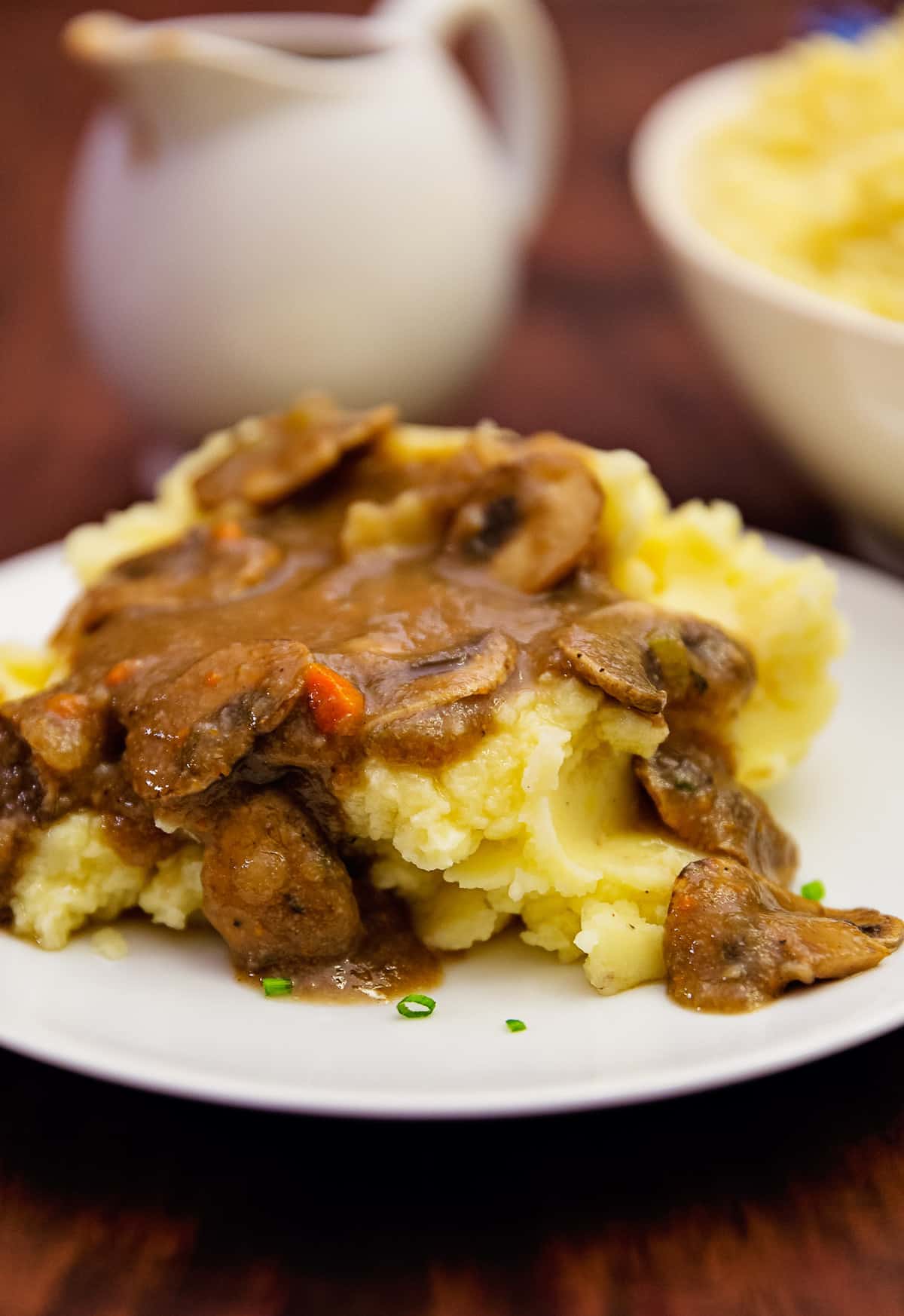 mushroom gravy, gravy, recipe, vegan, vegetarian, whole food plant based, wfpb, gluten free, oil free, refined sugar free, no oil, no refined sugar, dinner, lunch, side, simple, healthy