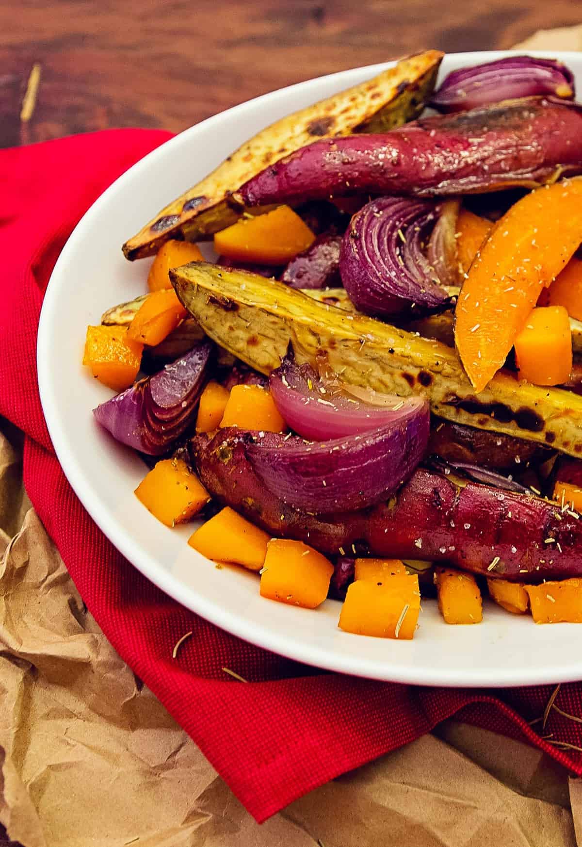 oven roasted rosemary root vegetables, oven roasted, root vegetables, veggies, rosemary, rosemary vegetables, whole food plant based, plant based, vegan, vegetarian, vegan side dish, vegetarian side dish, side, sides, side dish, oil free, no oil, refined sugar free, sweet potatoes, potatoes, Japanese sweet potatoes, butternut squash, squash, gluten free, quick, easy, fast
