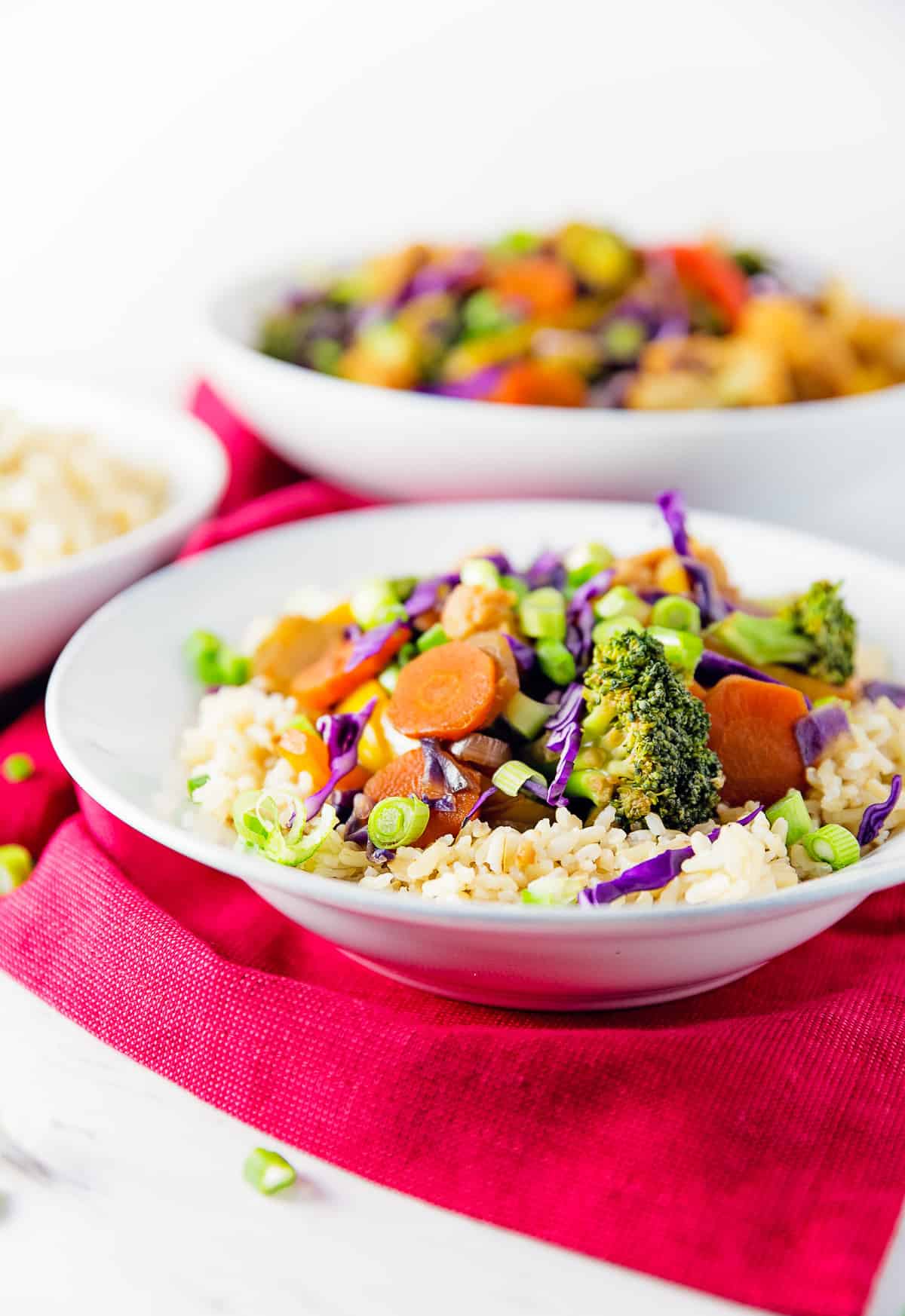 Thai, stir fry, Asian, broccoli, cauliflower, carrots, rice, vegan, vegetarian, whole food plant based, gluten free, recipe, wfpb, healthy, oil free, no refined sugar, no oil, refined sugar free, lunch, dinner, side, sauce, easy, fast, quick, dinner party, entertaining,
