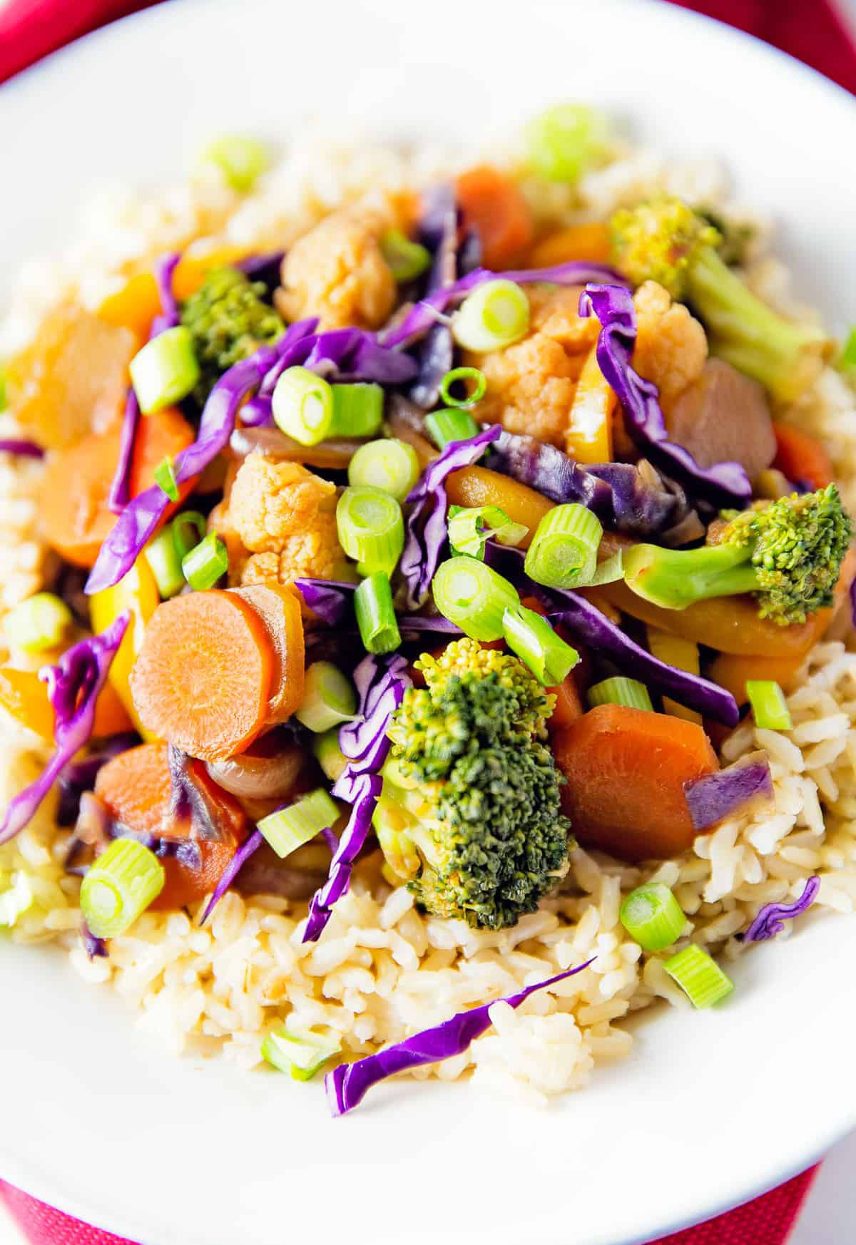 Thai, stir fry, Asian, broccoli, cauliflower, carrots, rice, vegan, vegetarian, whole food plant based, gluten free, recipe, wfpb, healthy, oil free, no refined sugar, no oil, refined sugar free, lunch, dinner, side, sauce, easy, fast, quick, dinner party, entertaining,