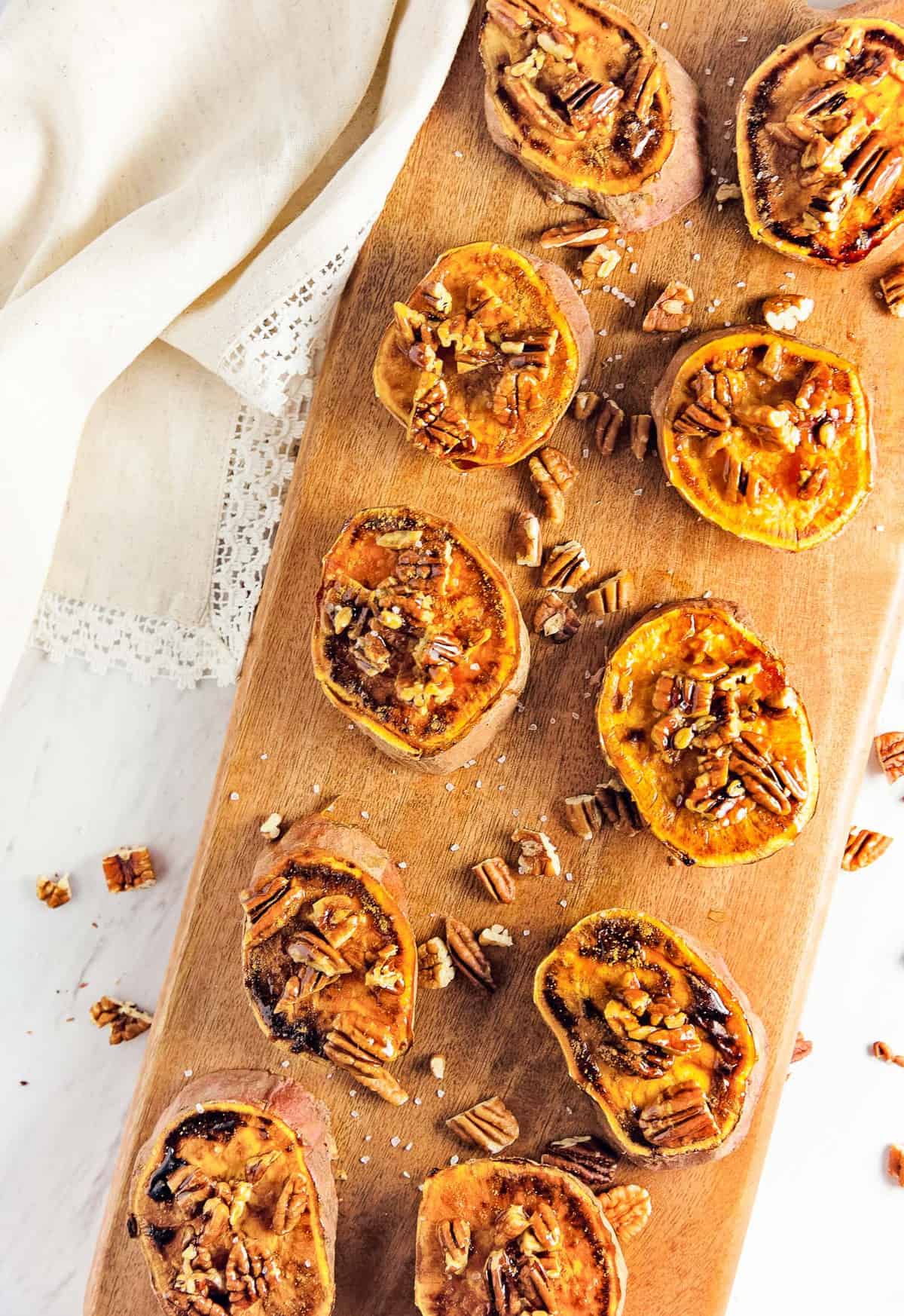 glazed pecan sweet potato rounds, sweet potatoes, recipe, vegan, vegetarian, whole food plant based, wfpb, gluten free, oil free, refined sugar free, no oil, no refined sugar, no dairy, dinner, lunch, side, appetizer, dinner party, entertaining, simple, healthy