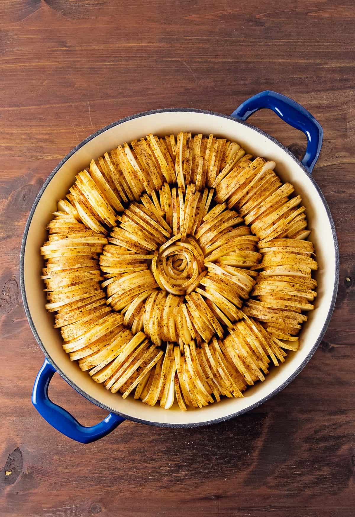 scalloped potatoes, potatoes, vegan, vegetarian, whole food plant based, gluten free, recipe, wfpb, healthy, oil free, no refined sugar, no oil, refined sugar free, dinner, side, side dish, dairy free, entertaining, dinner party