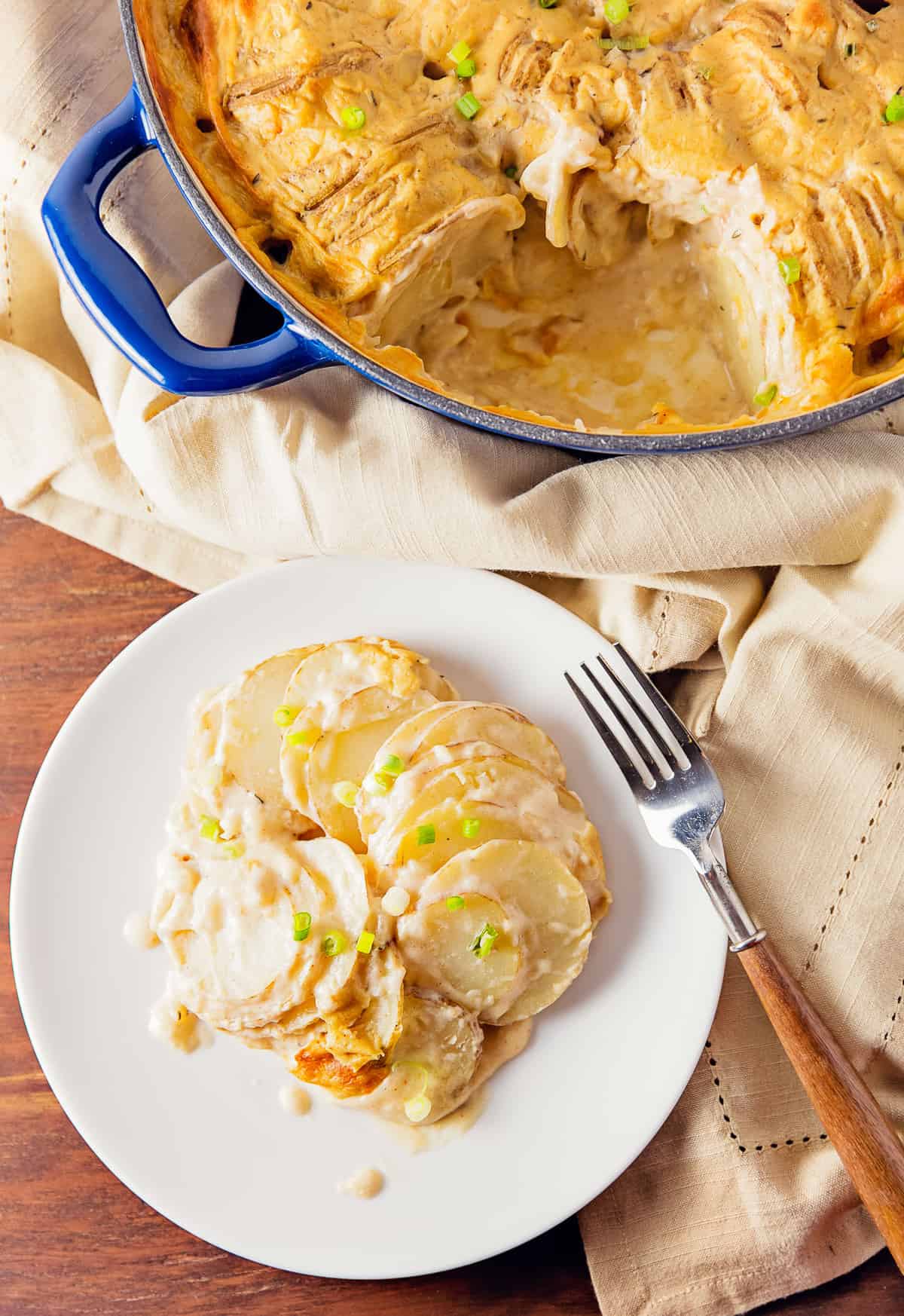 scalloped potatoes, potatoes, vegan, vegetarian, whole food plant based, gluten free, recipe, wfpb, healthy, oil free, no refined sugar, no oil, refined sugar free, dinner, side, side dish, dairy free, entertaining, dinner party