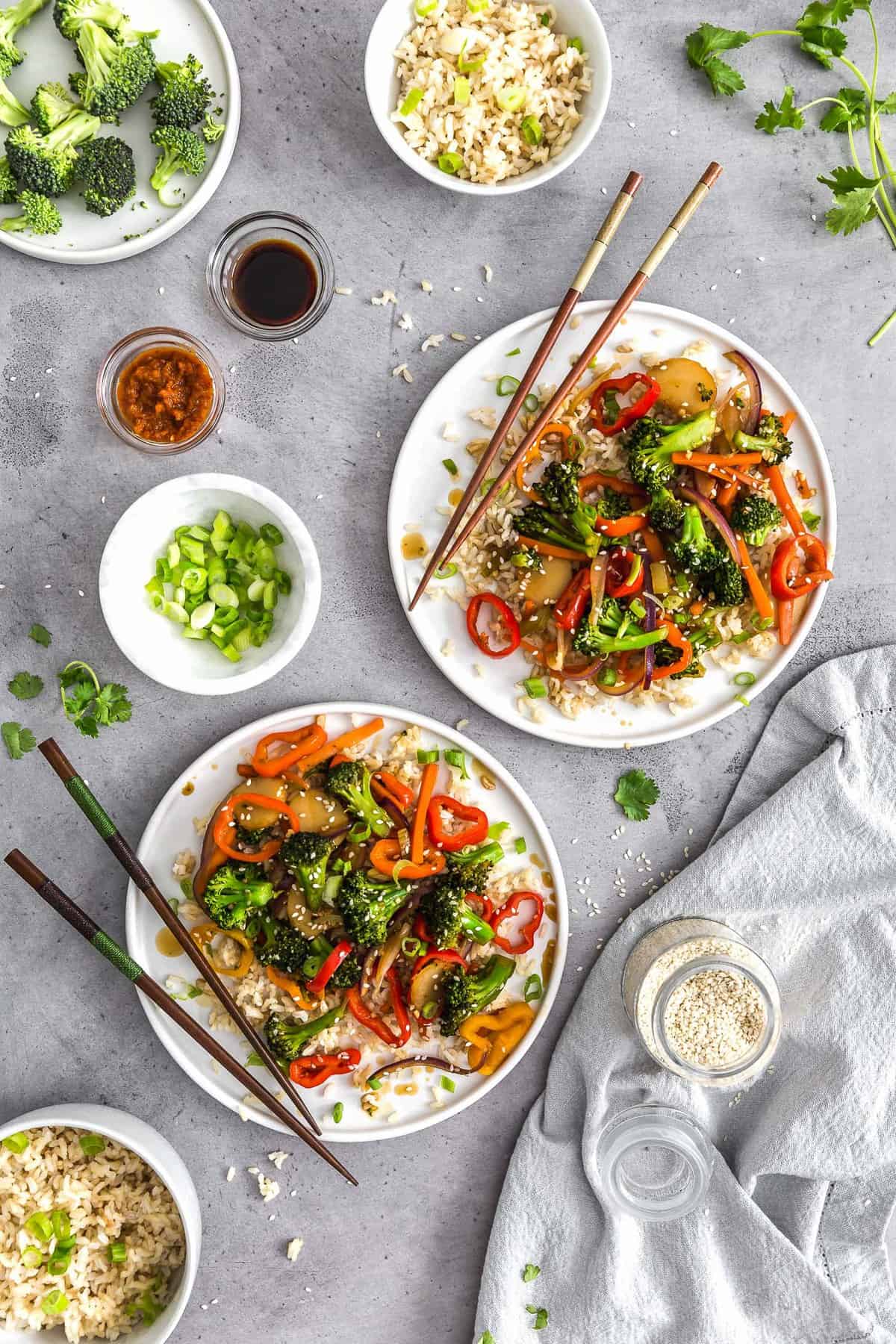 Asian Veggie Stir Fry, plant based, vegan, vegetarian, whole food plant based, gluten free, recipe, wfpb, healthy, healthy vegan, oil free, no refined sugar, no oil, refined sugar free, dairy free, veggies, vegetables, stir fry, dinner, rice, Asian recipes