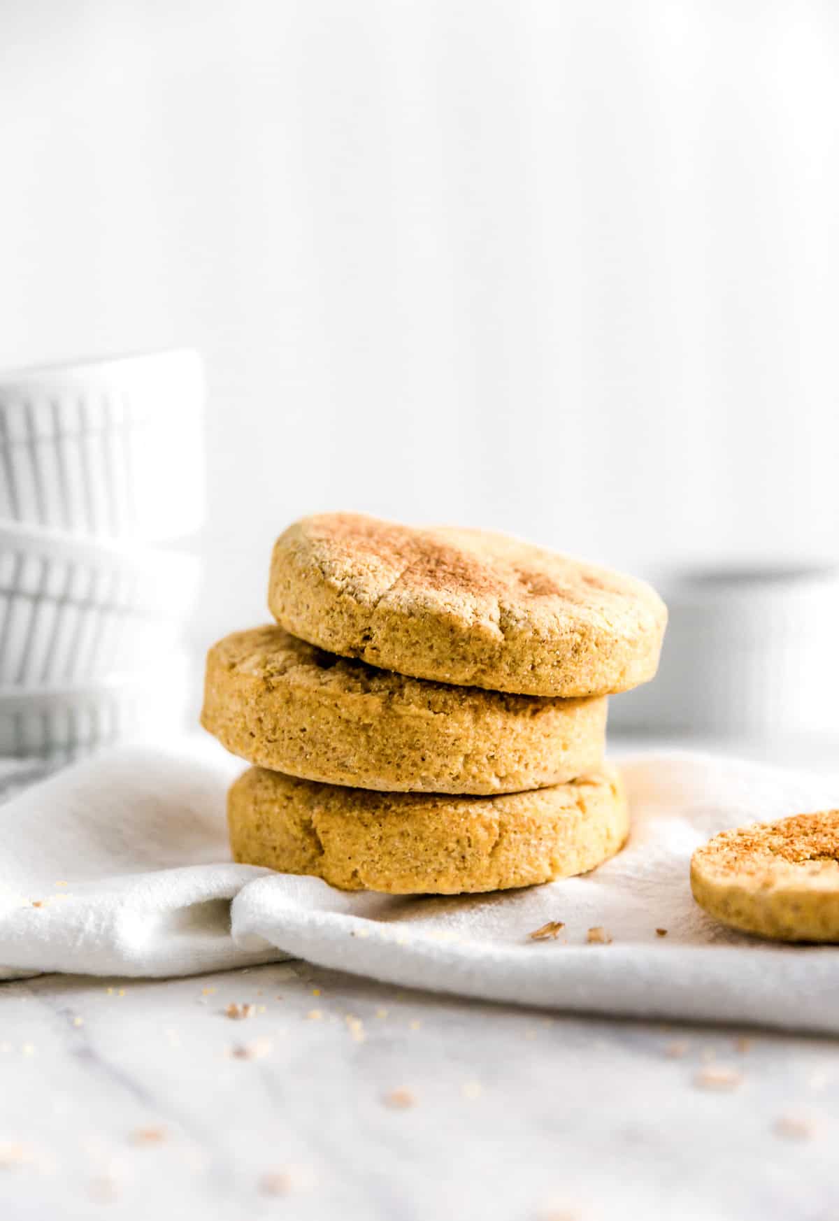 Cornmeal Biscuit, plant based, vegan, vegetarian, whole food plant based, gluten free, recipe, wfpb, healthy, healthy vegan, oil free, no refined sugar, no oil, refined sugar free, dairy free, cornmeal, biscuit, bread, english muffin, easy recipe, fast recipe, sides, breakfast