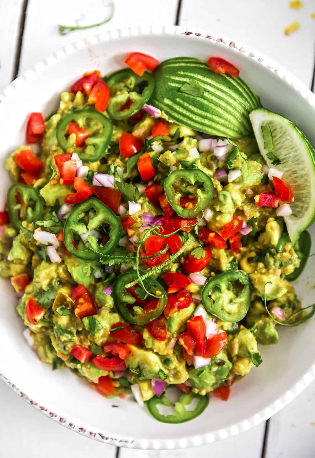 Guacamole, plant based, vegan, vegetarian, whole food plant based, gluten free, recipe, wfpb, healthy, healthy vegan, oil free, no refined sugar, no oil, refined sugar free, dairy free, appetizer, snack, avocados, dip, salsa