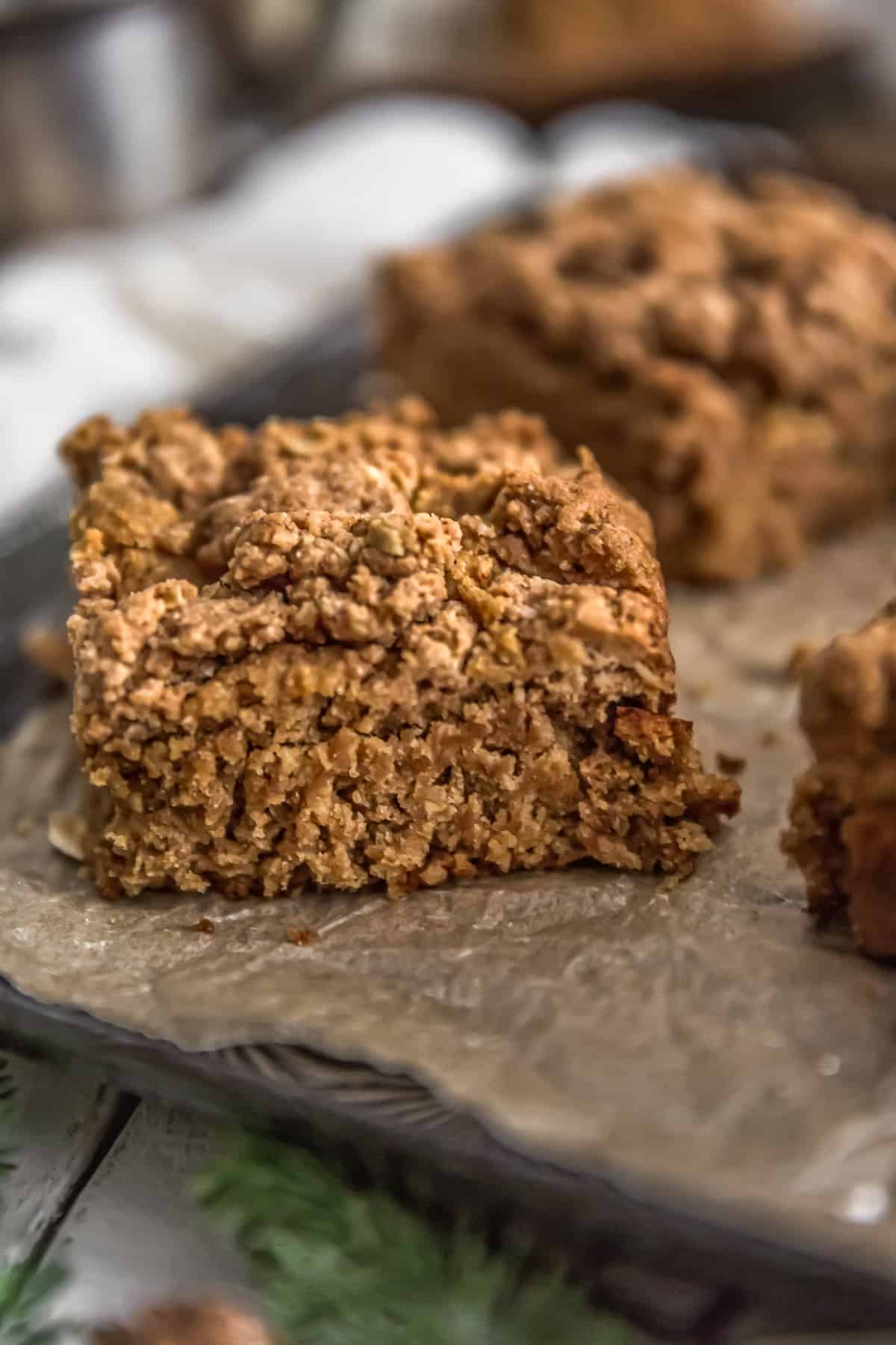 Vegan Cinnamon Crumble Coffee Cake