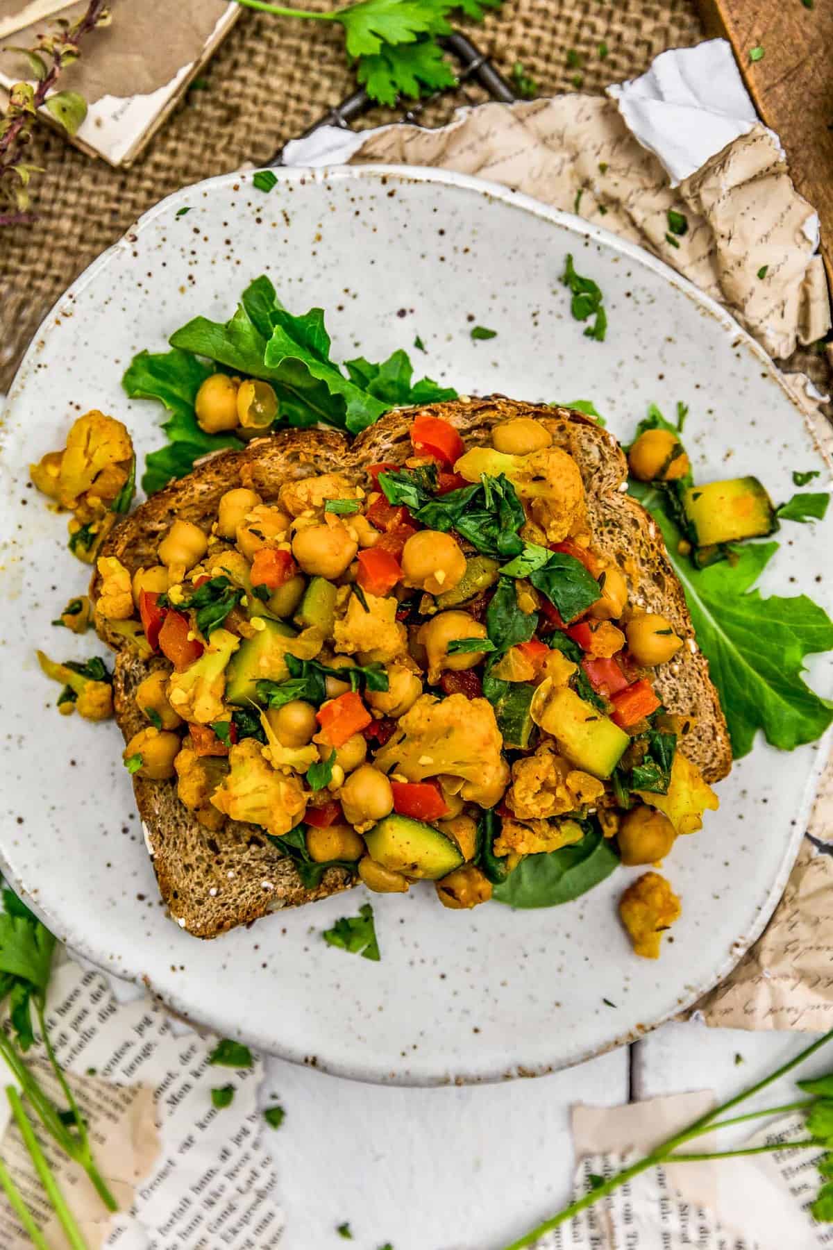 Toast with Veggie Breakfast Scramble