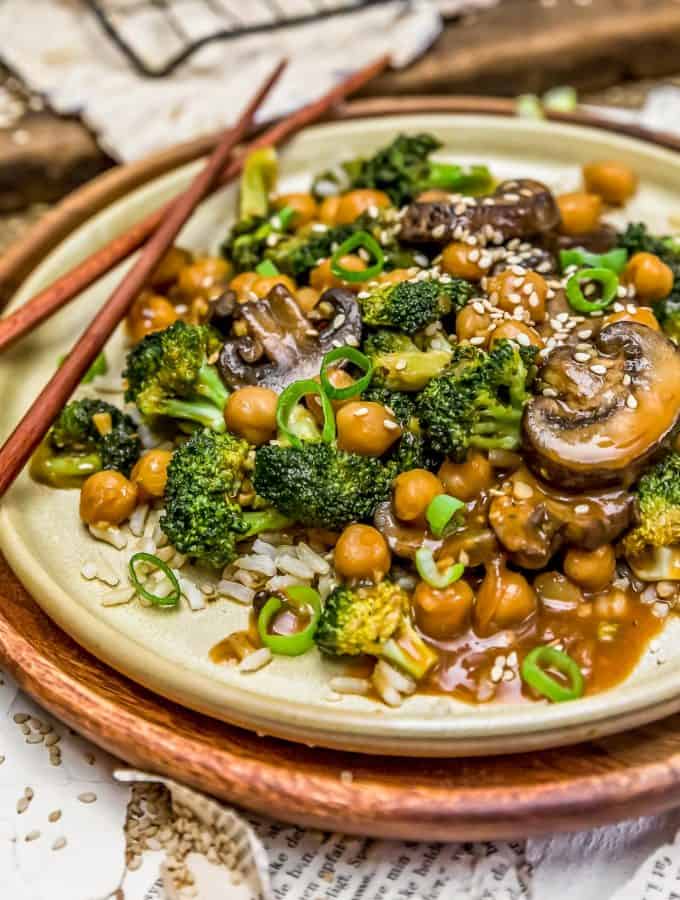 General Tso’s Broccoli Mushroom Stir Fry
