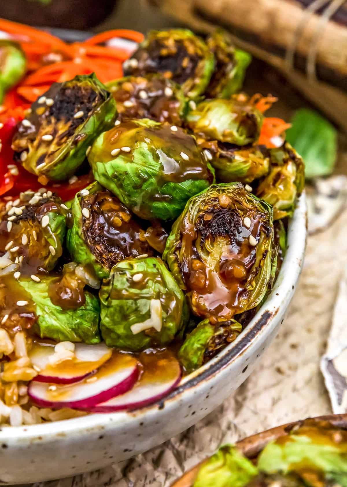 Easy Teriyaki Maple Glazed Brussels Sprouts 😋 #brusselsprouts #brusse