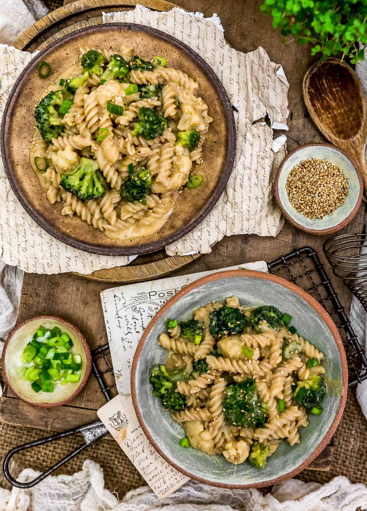 Tablescape of Vegan Bang Bang Veggie Pasta