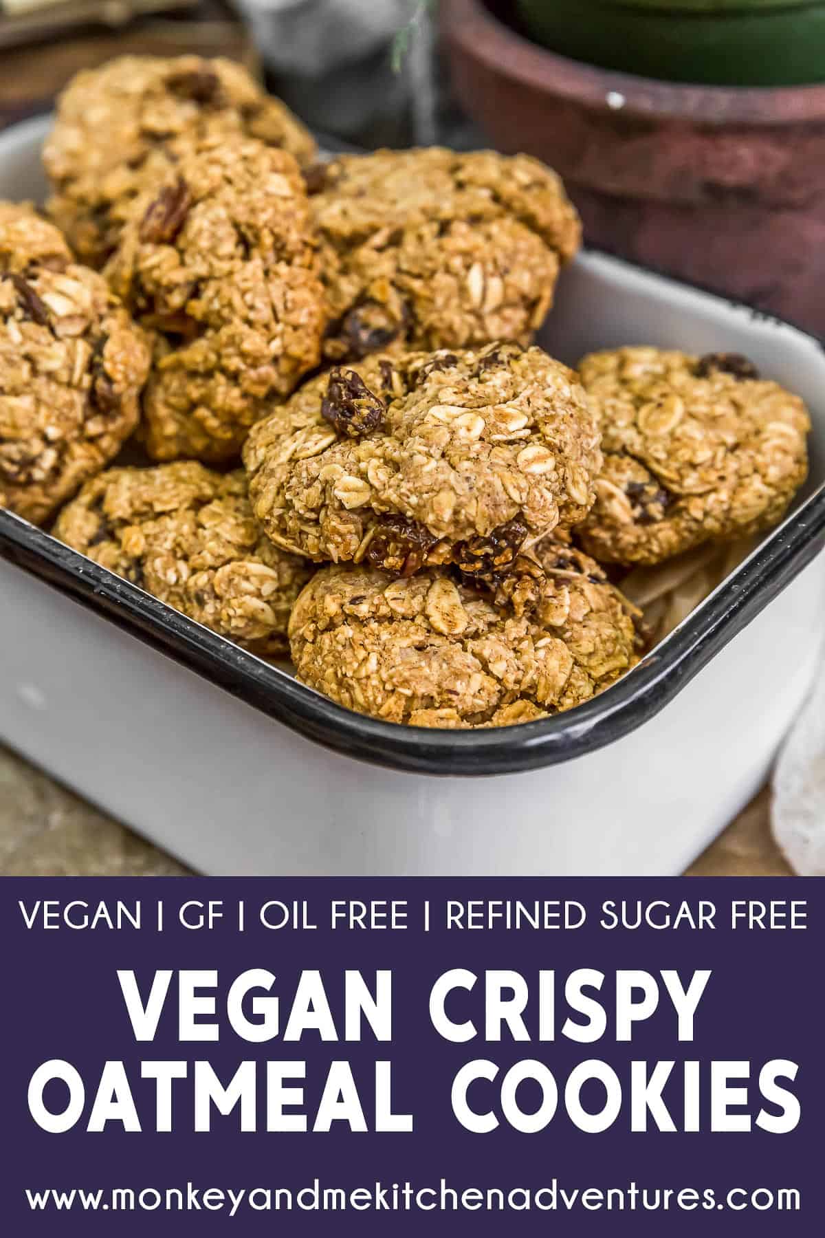Vegan Crispy Oatmeal Cookies with text description