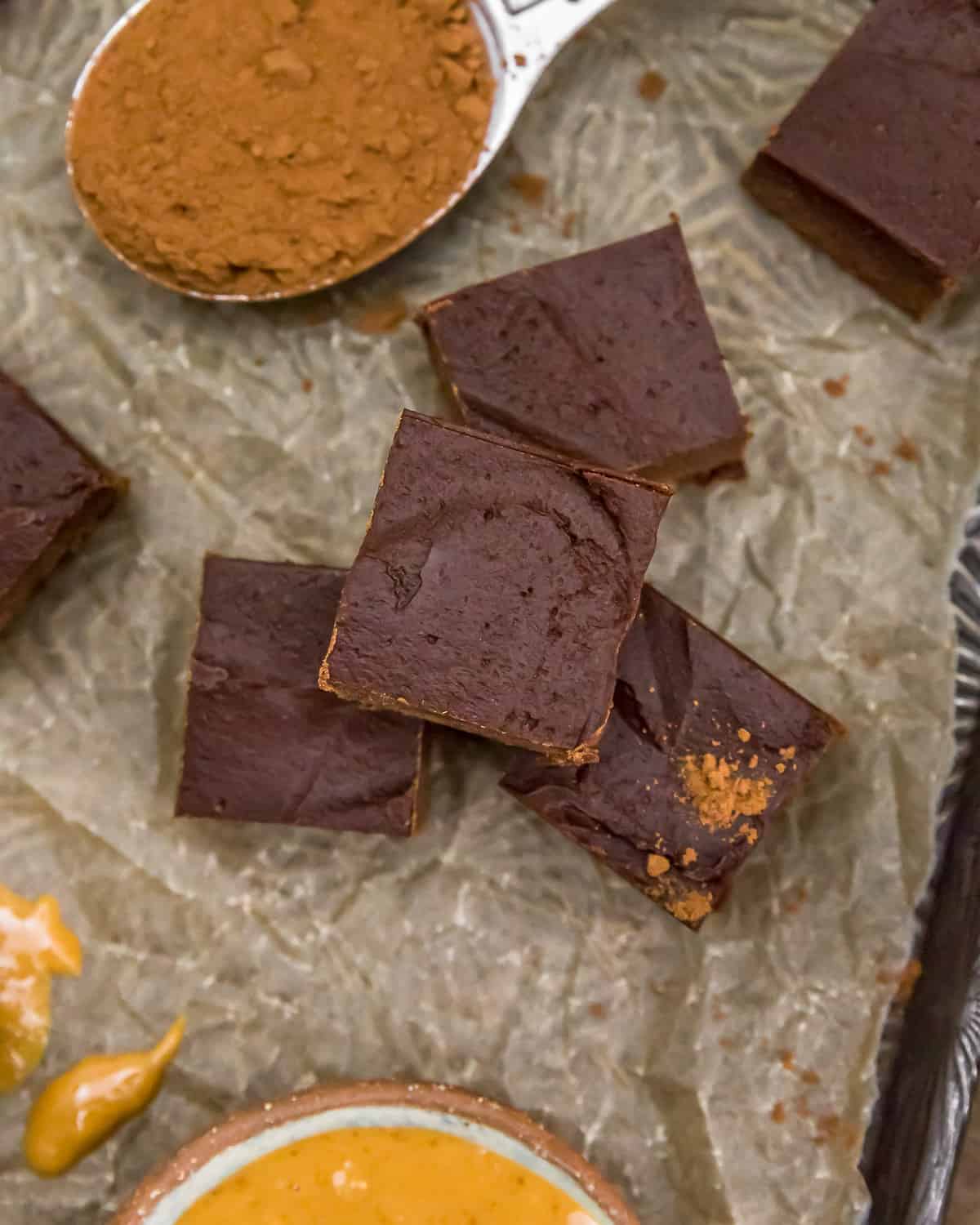 Pieces of Vegan Chocolate Peanut Butter Fudge