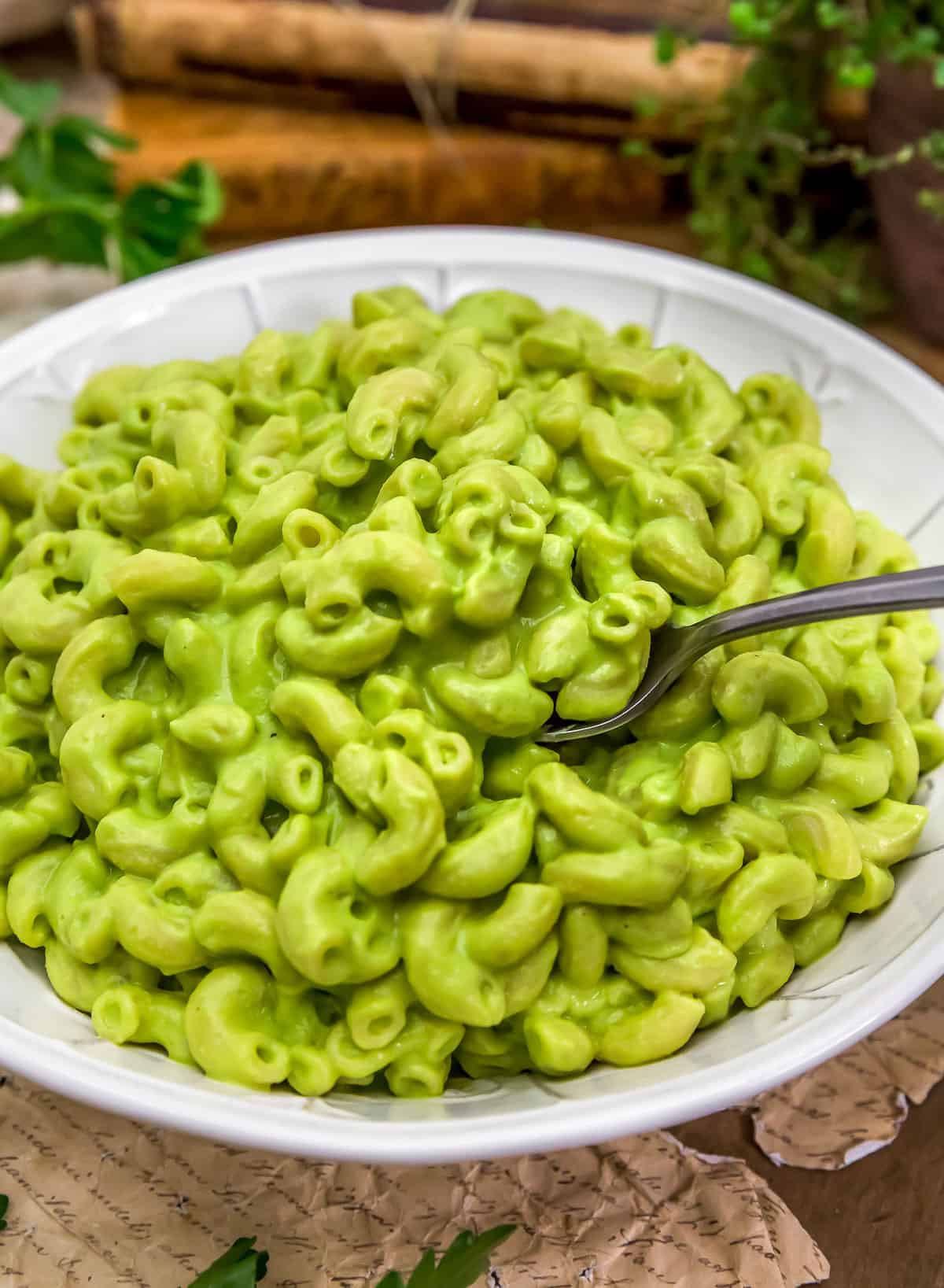 Eating Vegan Spinach Mac and Cheese