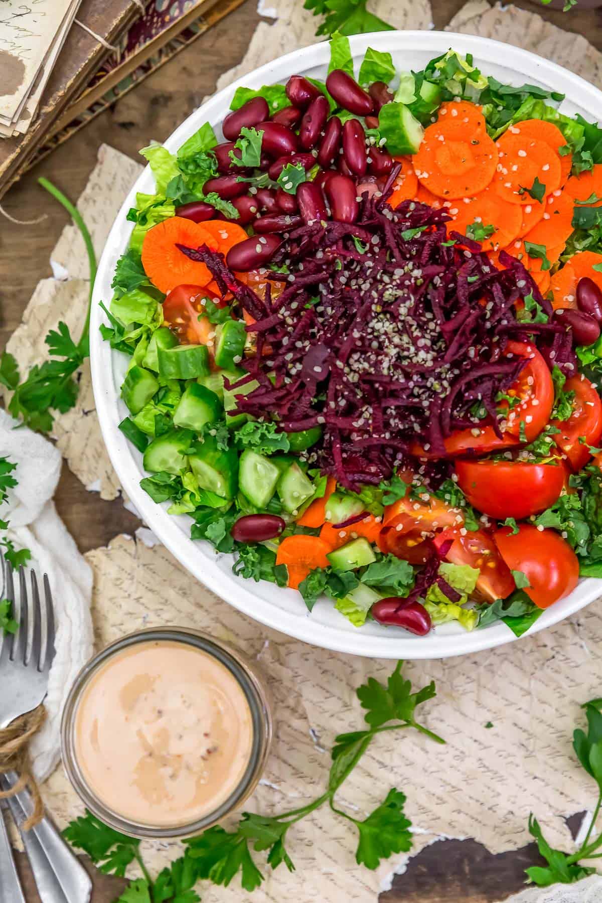 Oil Free Tangy Thousand Island Hummus Dressing with salad