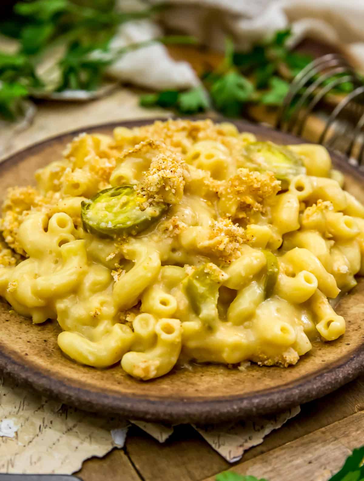 Close up of Vegan Jalapeño Popper Mac and Cheese