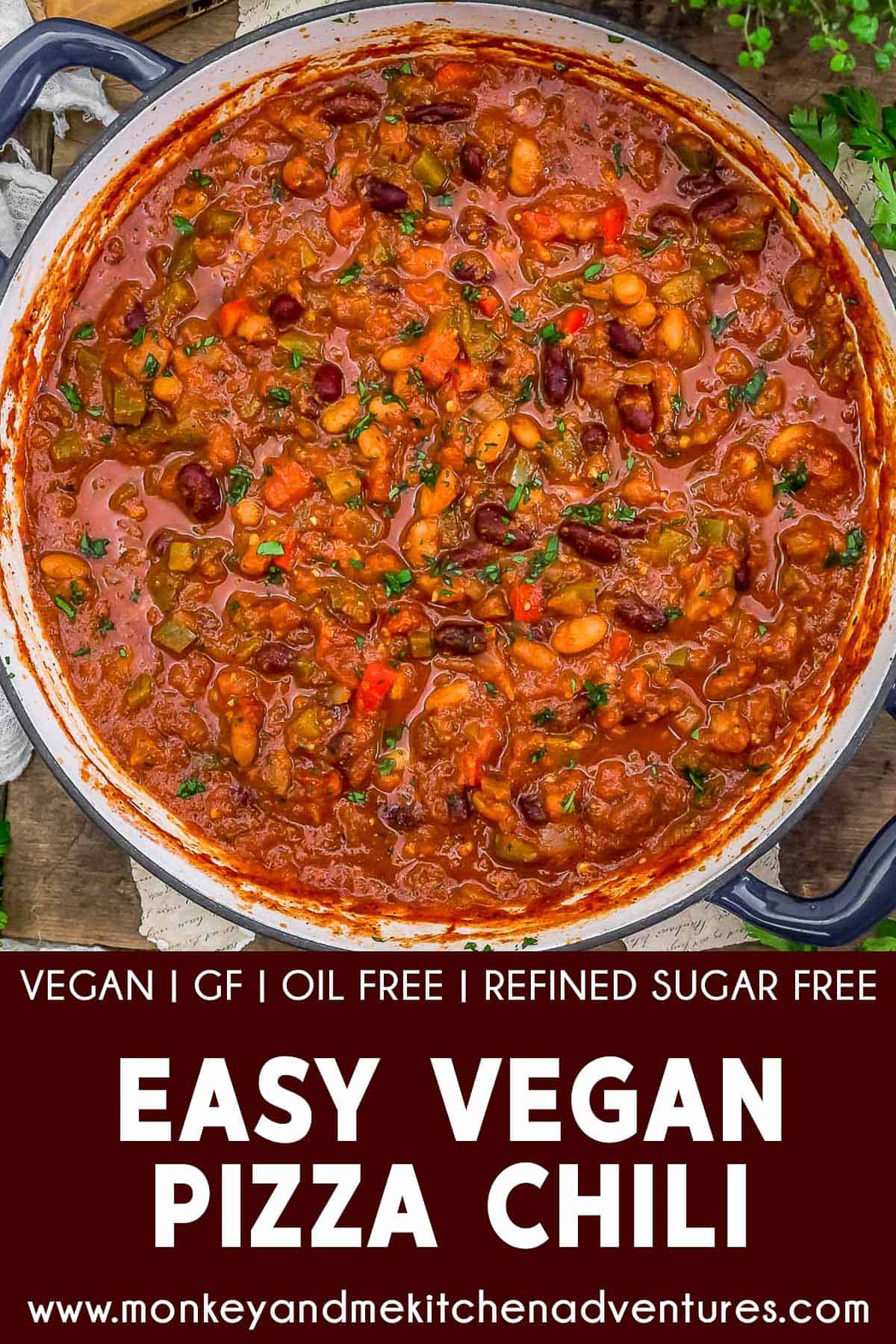 Easy Vegan Pizza Chili with text description