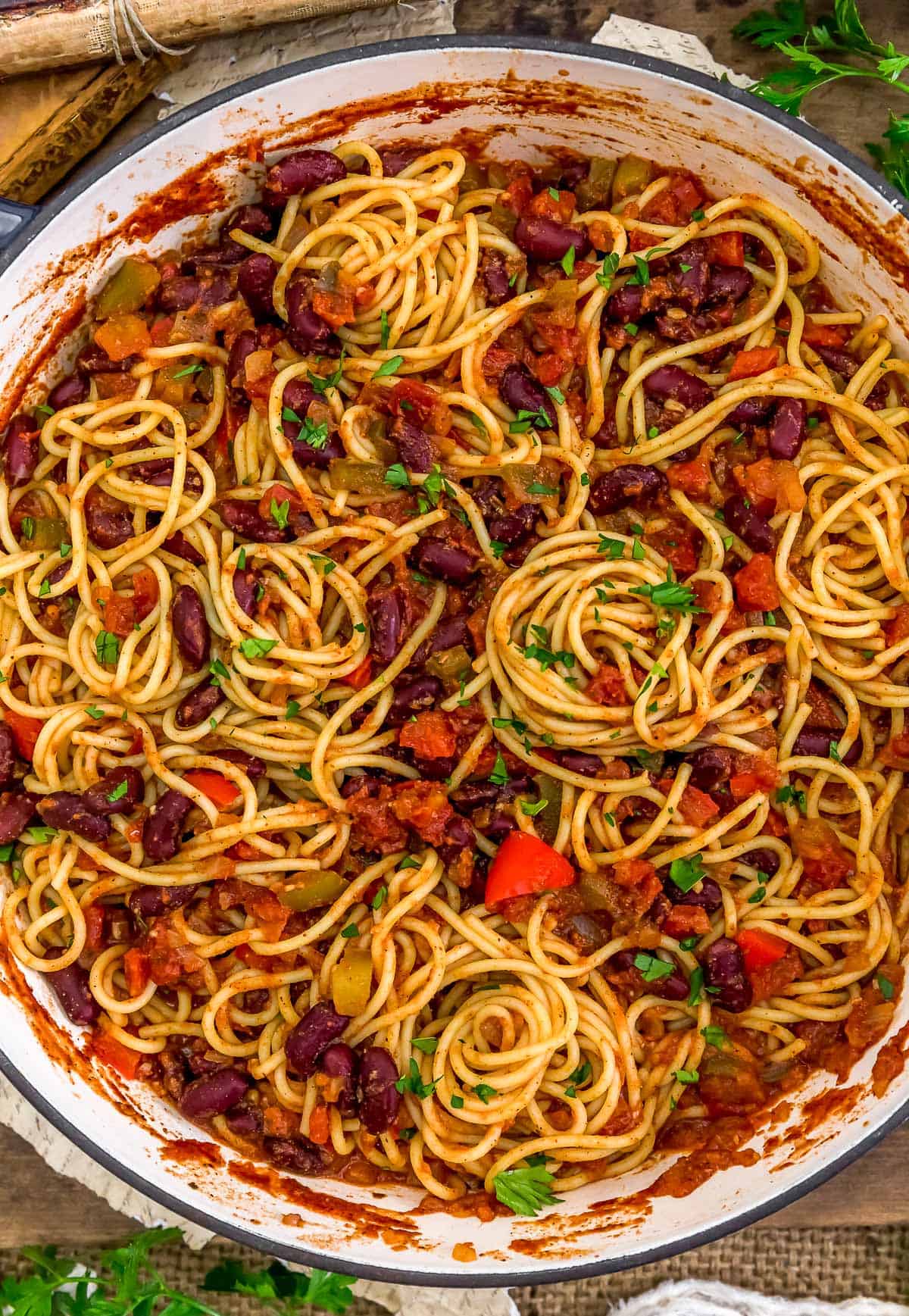 Close up of Vegan Chili-ghetti