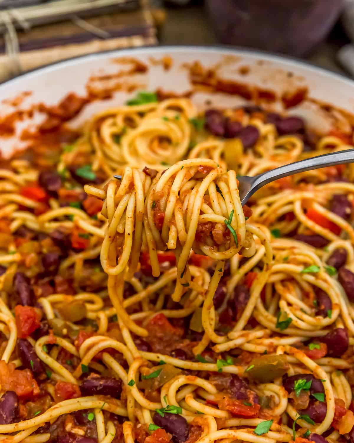 Eating Vegan Chili-ghetti