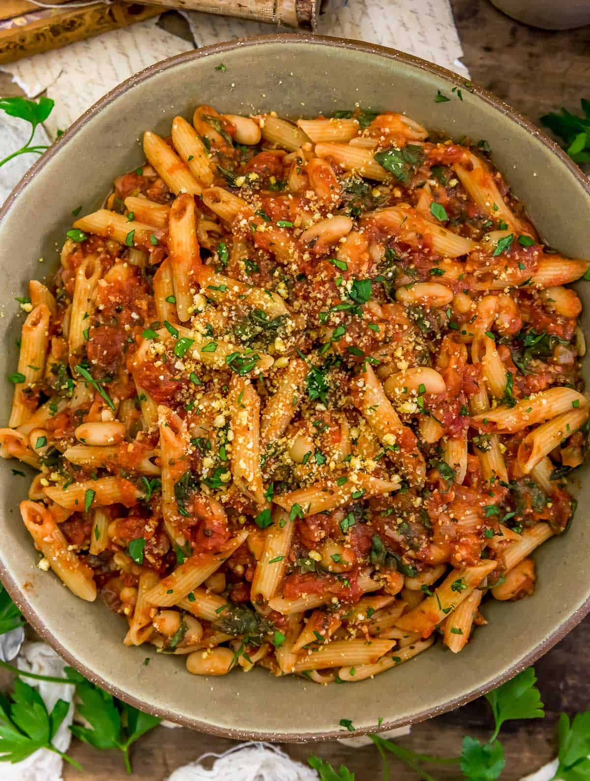 Kale and Beans in Spicy Pomodoro Sauce with pasta
