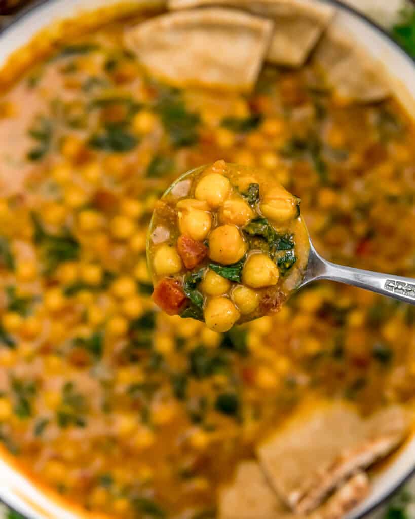 Easy Chickpea Spinach Curry - Monkey and Me Kitchen Adventures
