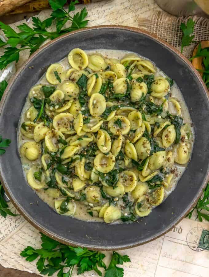 Bowl of Vegan Spinach Zaatar Pasta Skillet