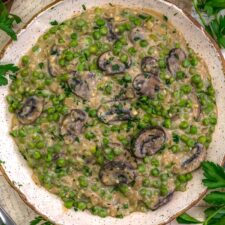 Vegan Creamed Peas with Mushrooms-image
