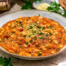 뭉근한 화이트빈 토마토스튜