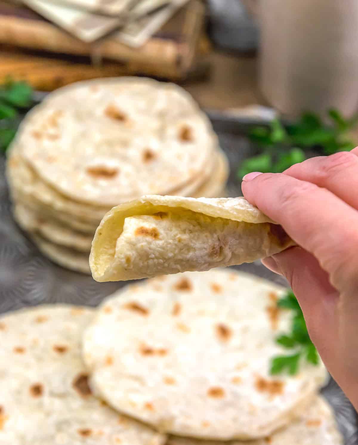 Rolled Oil-Free Flour Tortilla