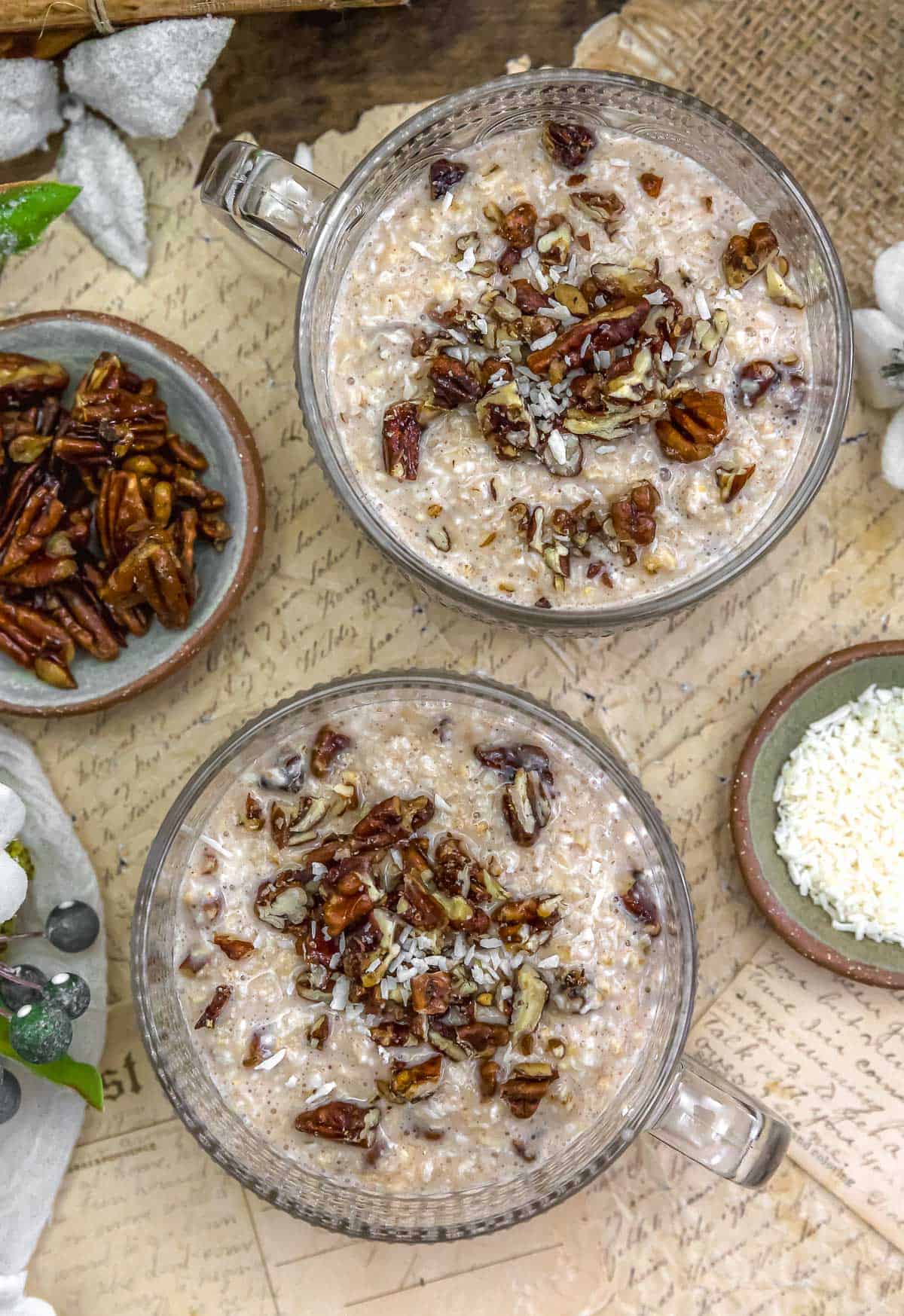Jars of Vegan Pecan Pie Overnight Oats