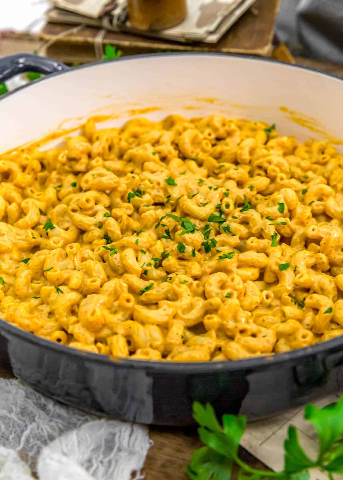 Skillet of Easy Vegan Zaatar Mac and Cheese