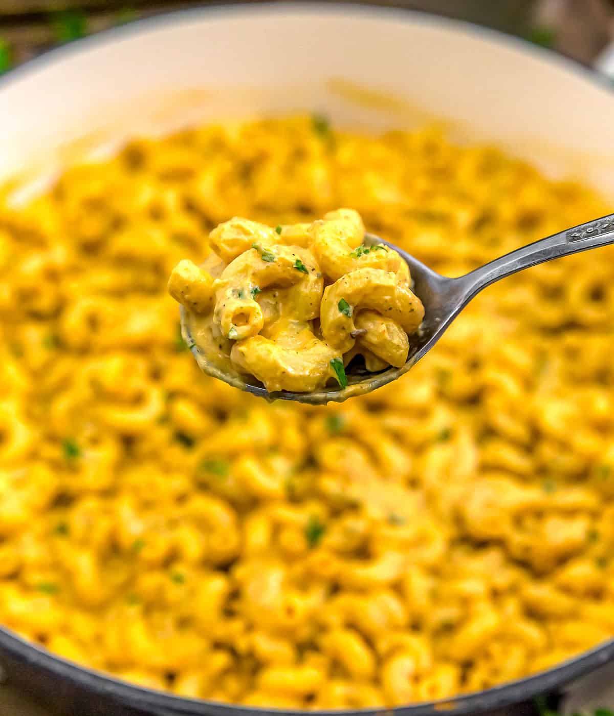 Spoonful of Easy Vegan Zaatar Mac and Cheese